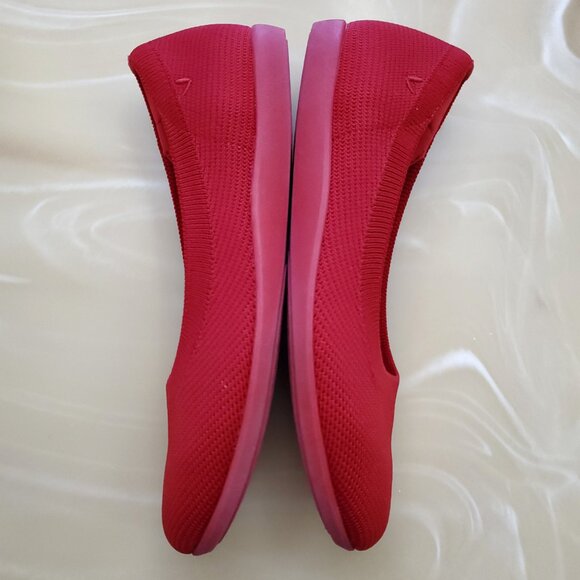 Vivaia Claire Walker Round-Toe Walking Flats in Ruby Red Size 41.5 - Picture 4 of 11